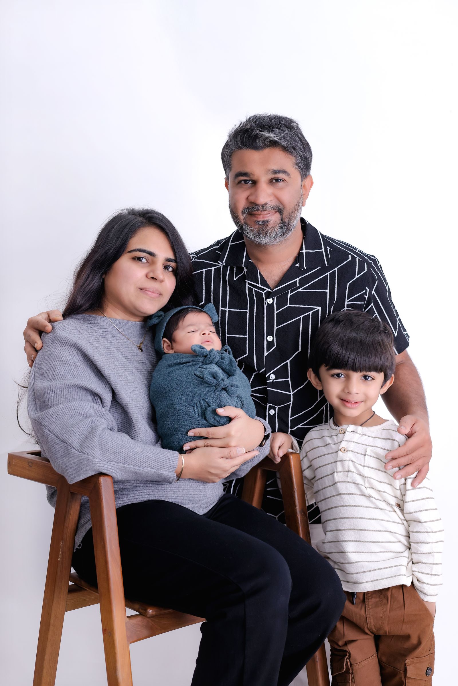 Família com recém-nascido